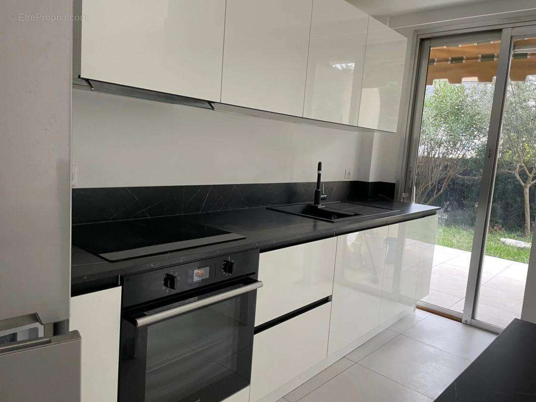 Appartement à LE CANNET