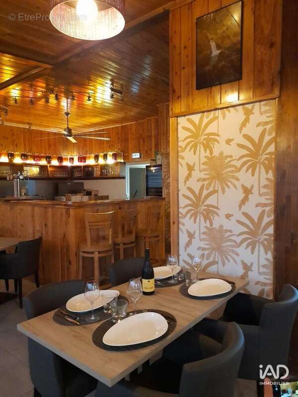 Photo 6 - Commerce à L'ETANG-SALE