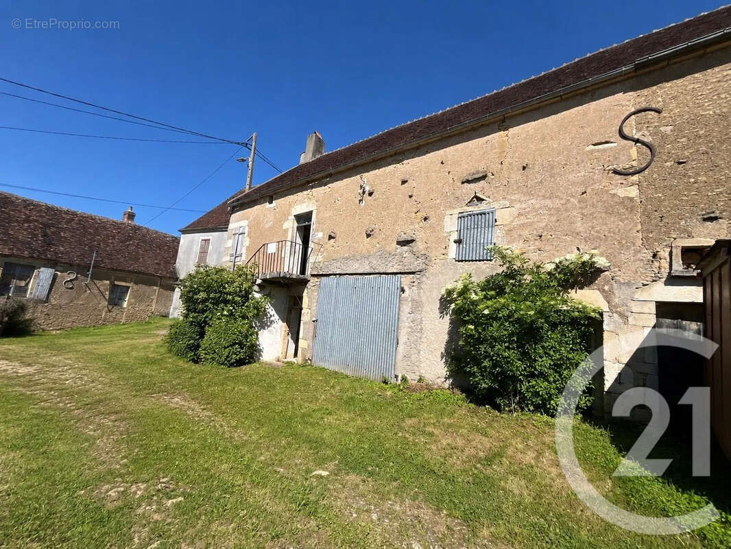 Maison à SAINT-GERMAIN-DES-BOIS