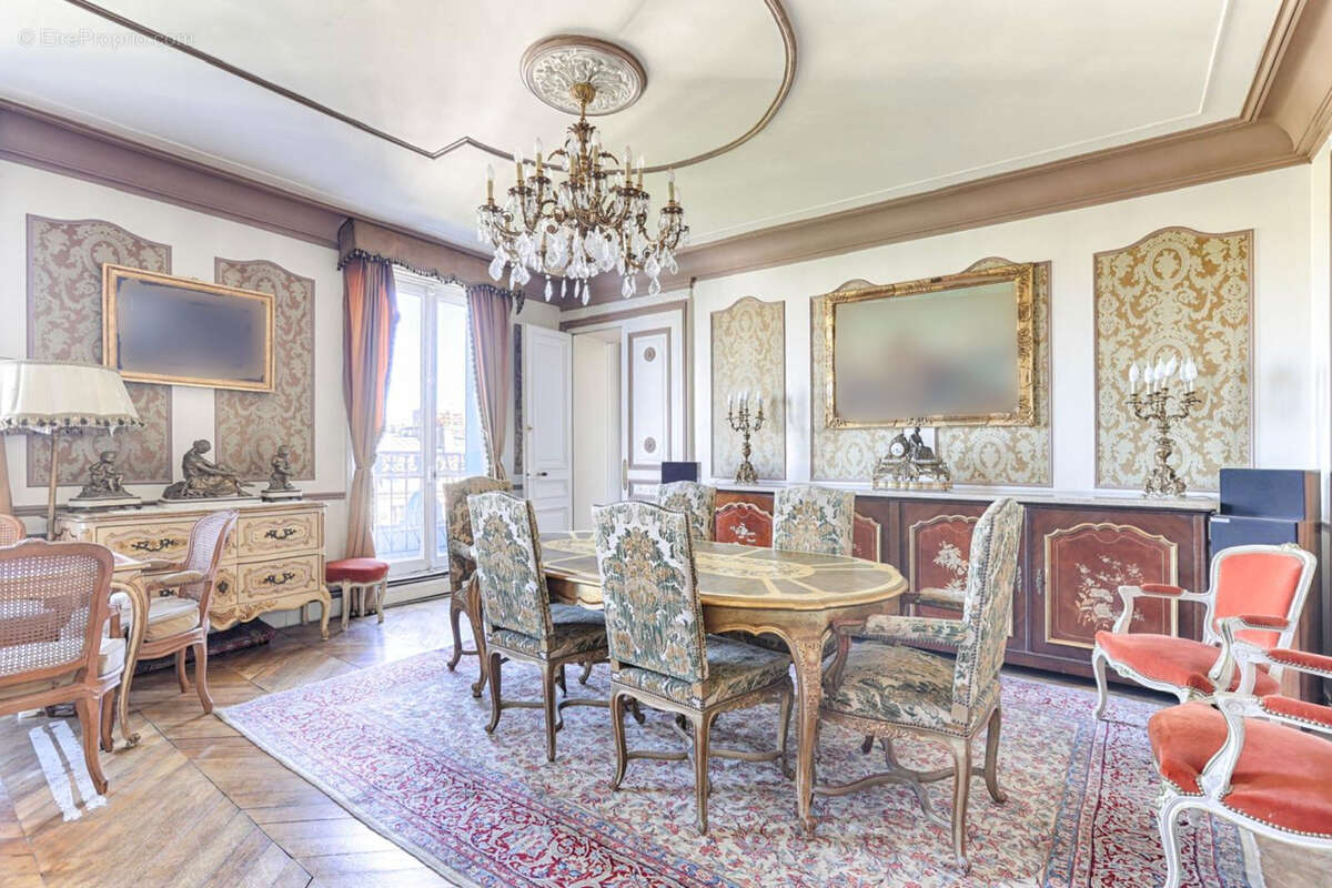 Appartement à PARIS-10E