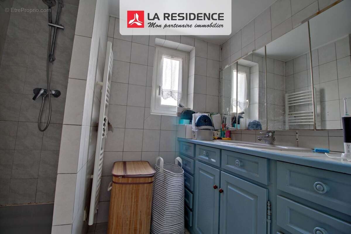 Maison 112 m² à Cergy  - photo 9