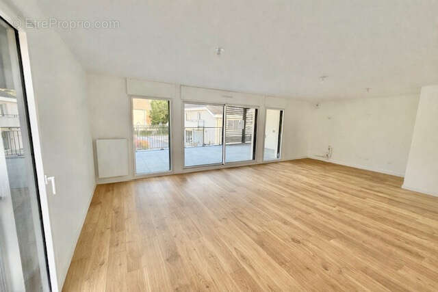 Appartement à FERNEY-VOLTAIRE