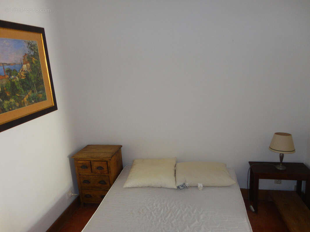 Appartement à MARSEILLE-5E