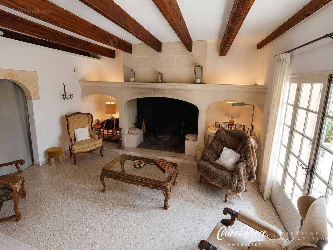 Maison à AIGUES-VIVES