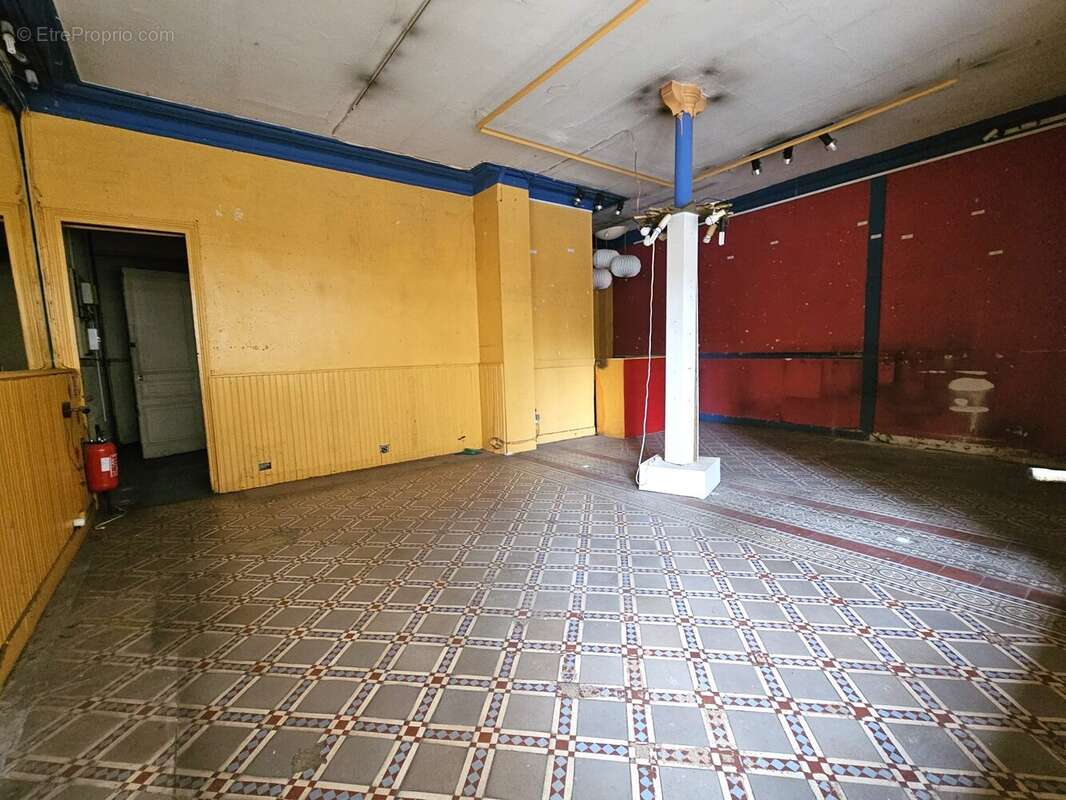 Commerce à PARIS-18E