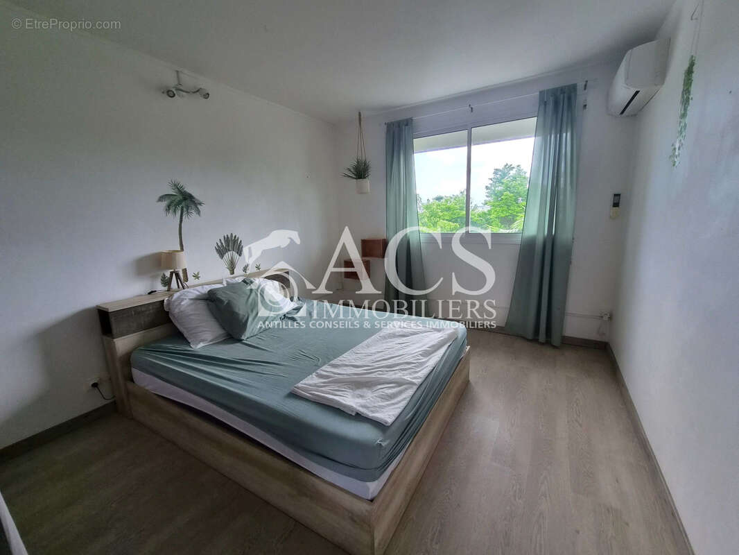 Maison F4 + F5 meublé et équipée en très bon état. - photo 23