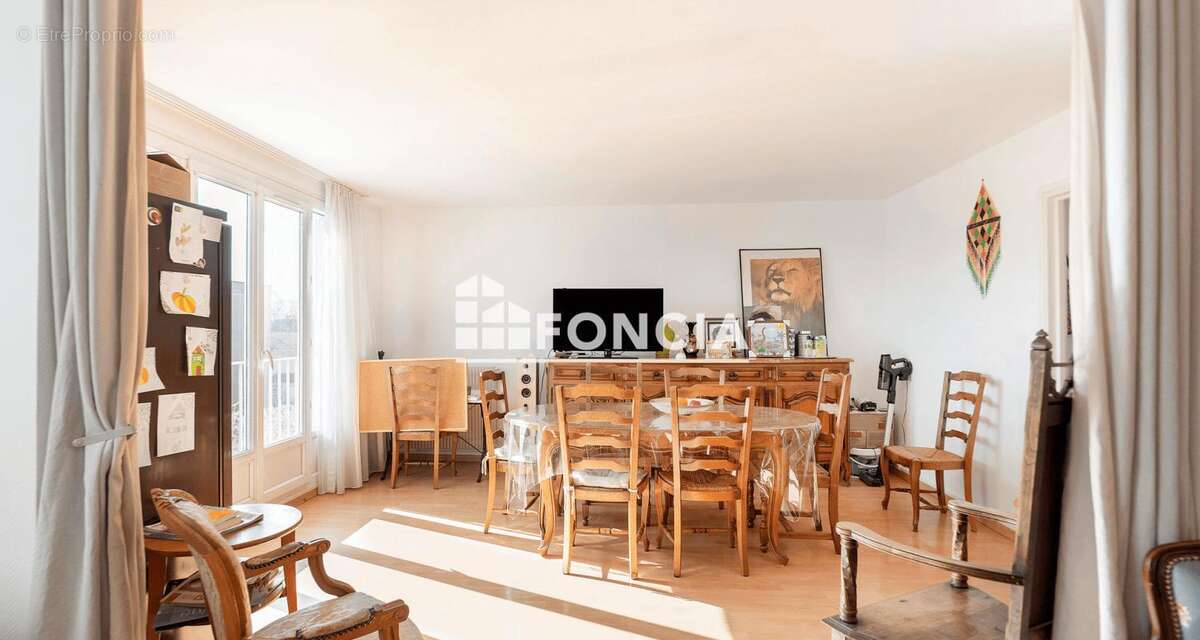 Appartement à EGLY