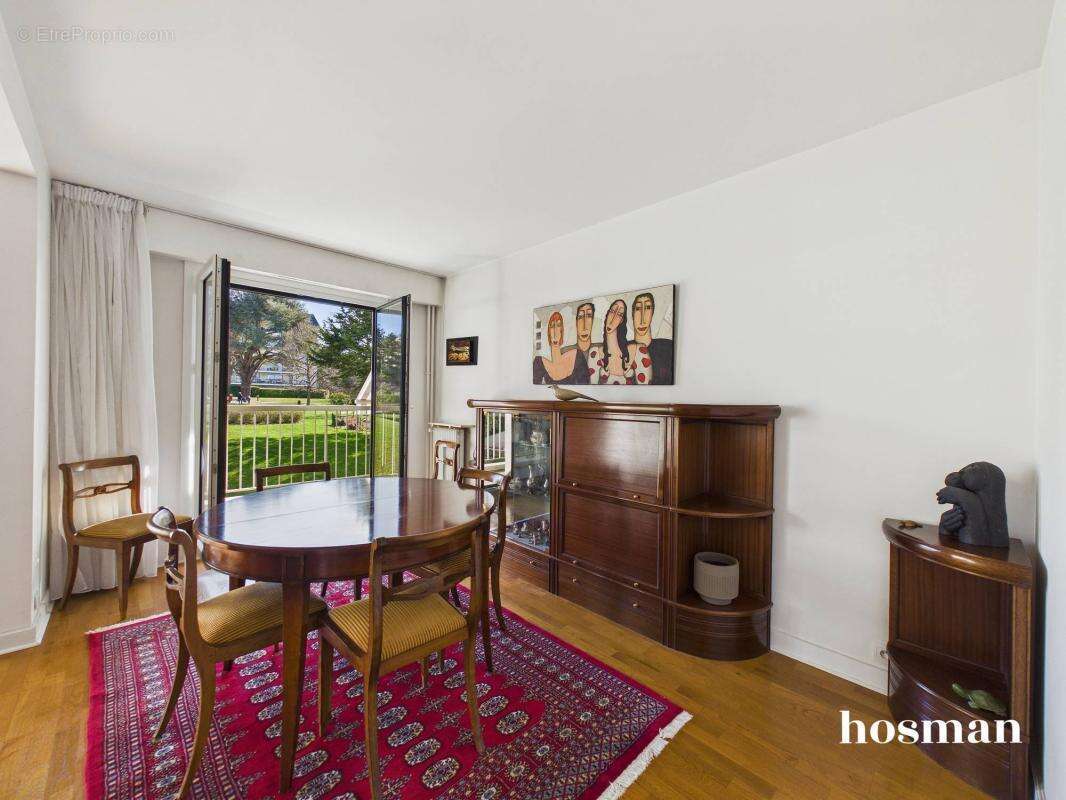Appartement à VERSAILLES