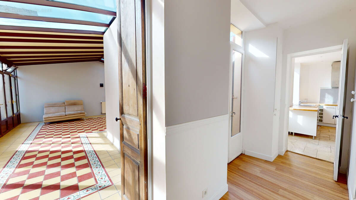 Maison à NEAUPHLE-LE-VIEUX