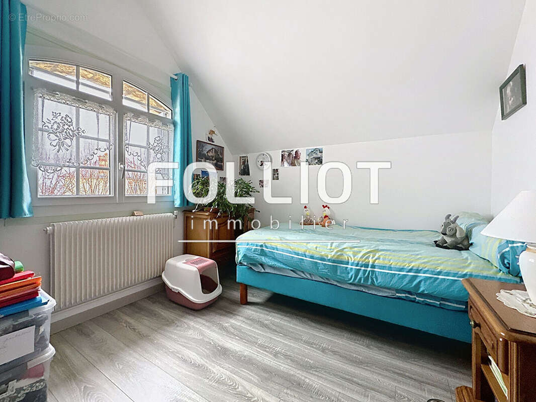 Maison à COURSEULLES-SUR-MER