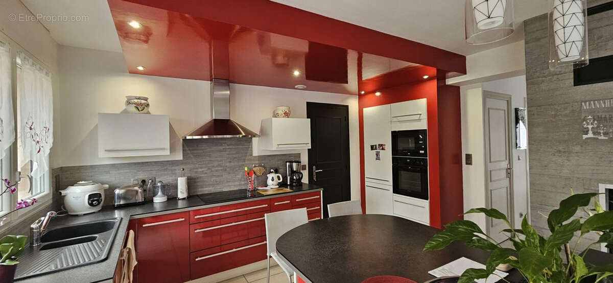 Maison à BELLERIVE-SUR-ALLIER