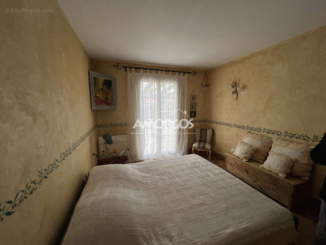 Maison à LE CASTELLET