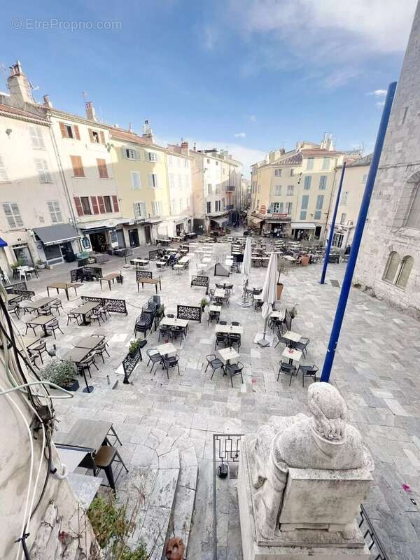 Hyères - Proche Place Massillon - T3 55m² Refait à Neuf + Cave - photo 10