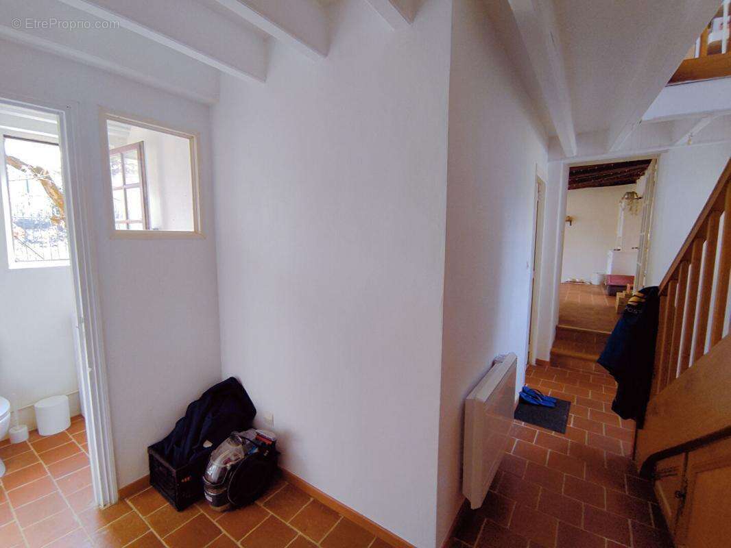 Maison de pays Coussay Les Bois 6 pièces 125 m2 - photo 6