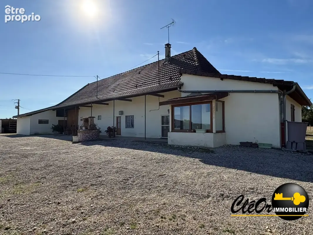 Photo Maison à Sainte-Croix au prix de 224 000€