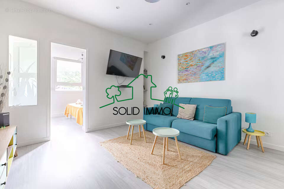 Appartement à PARIS-20E