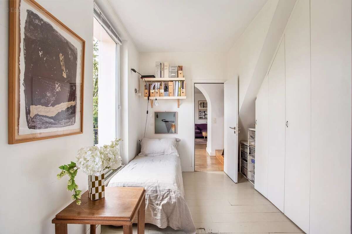 Appartement à PARIS-14E
