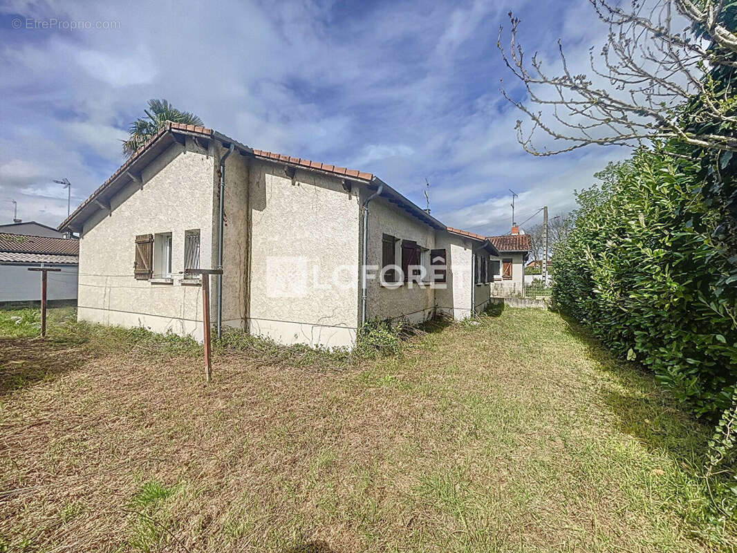 Maison Castelsarrasin 5 pièce(s) 96.92 m2 - photo 9
