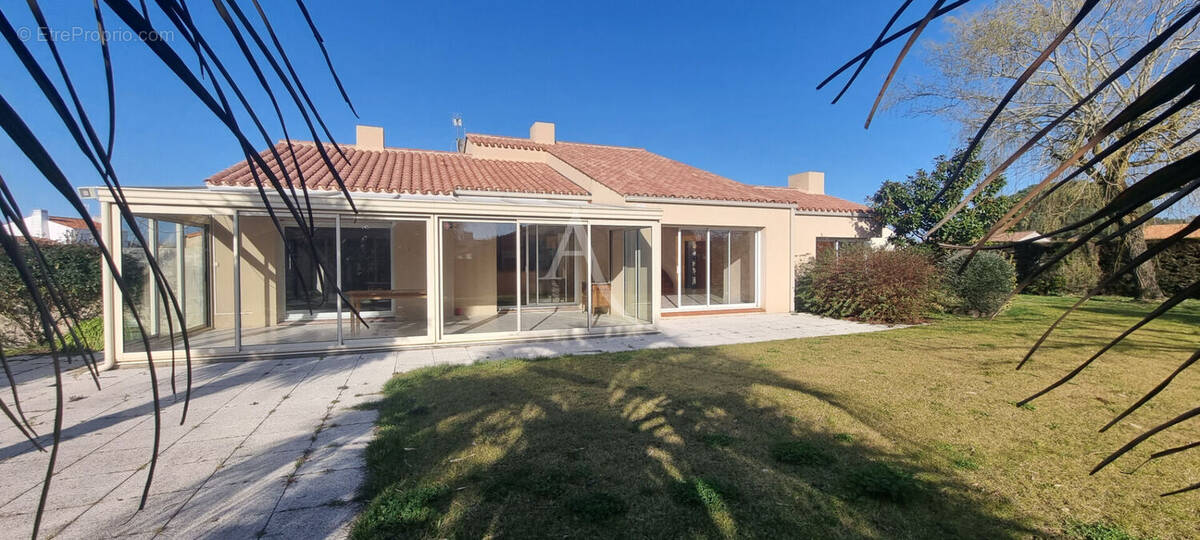 Maison à NOTRE-DAME-DE-RIEZ