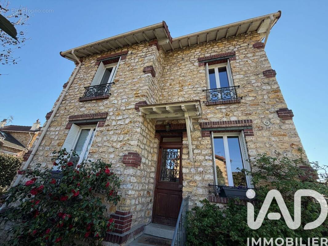 Photo 1 - Maison à SAINT-LEU-LA-FORET