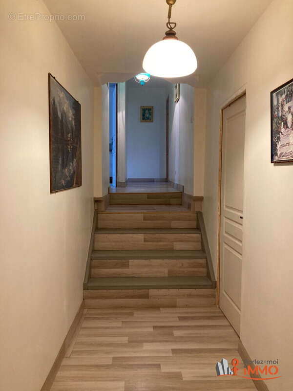 Maison à SOUGERES-EN-PUISAYE