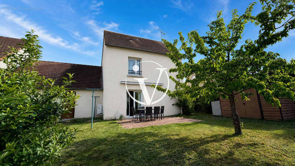 Maison à VILLIERS-SUR-LOIR