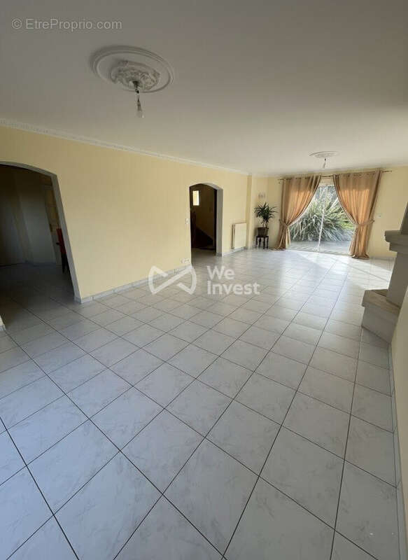 Maison 254 m² à La Chevroliere  - photo 7