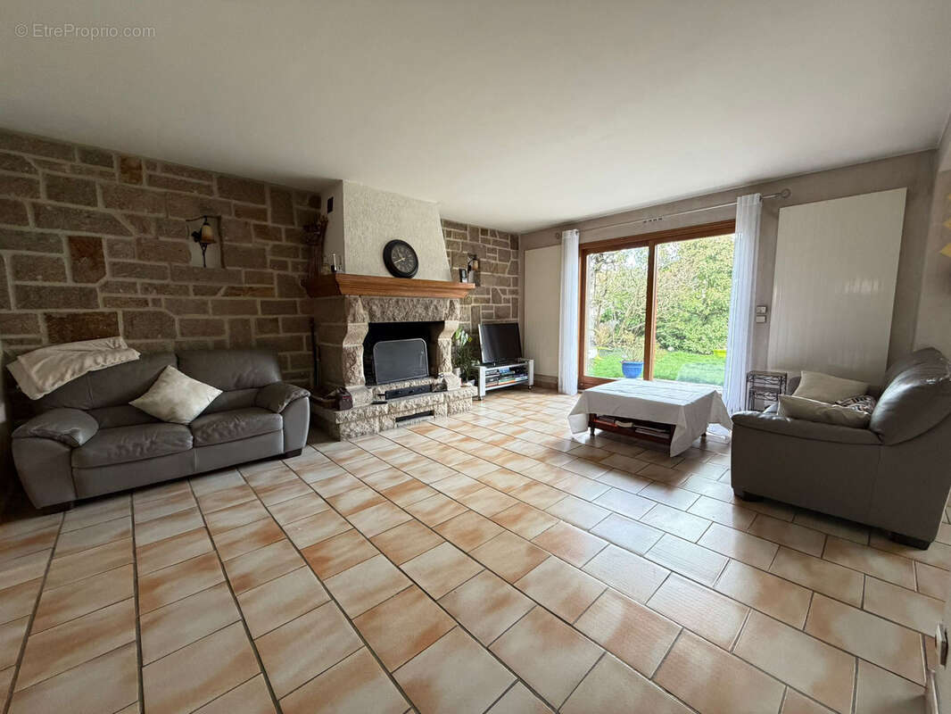 Maison à TREMBLAY-EN-FRANCE