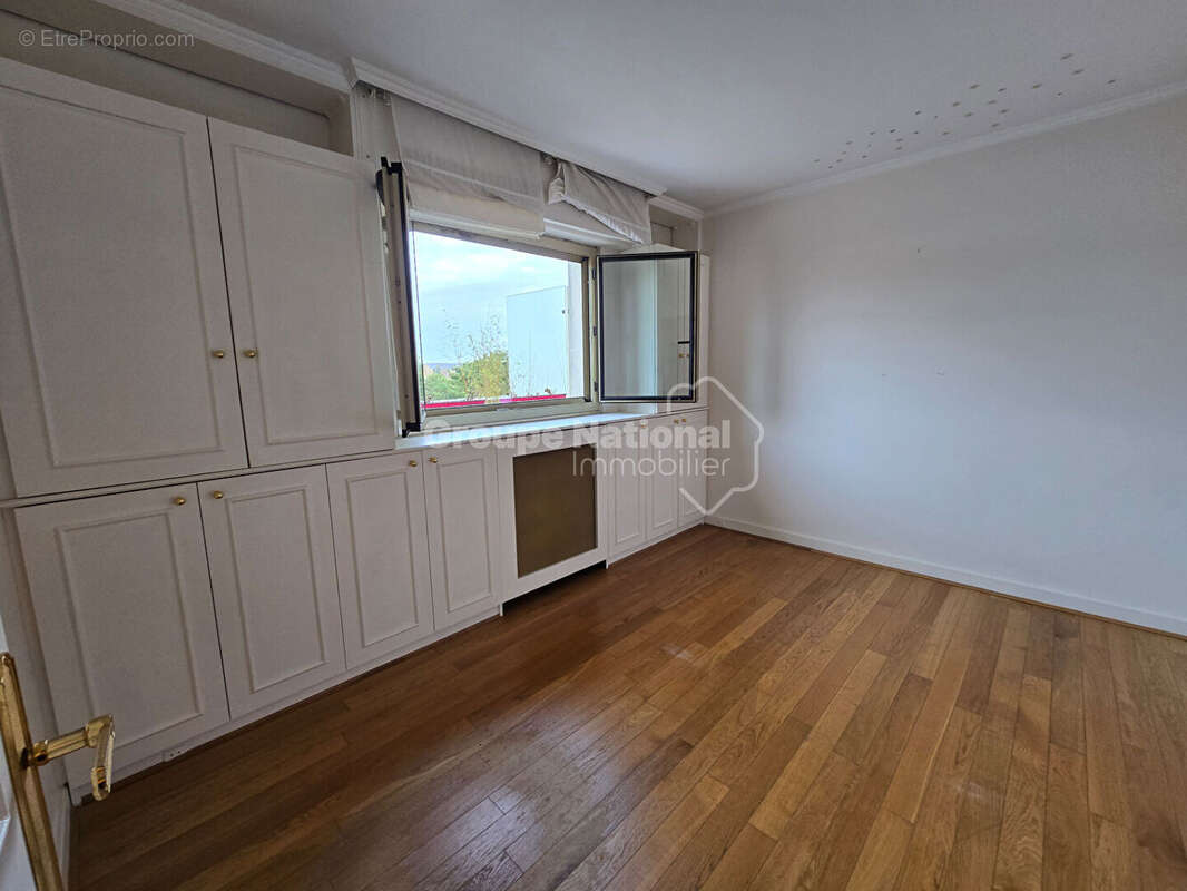 Appartement à VERSAILLES