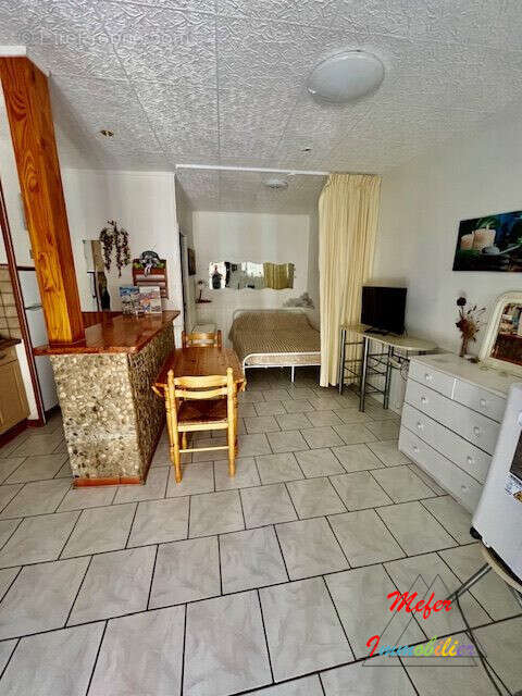 studio 1 - Maison à PEYRESTORTES