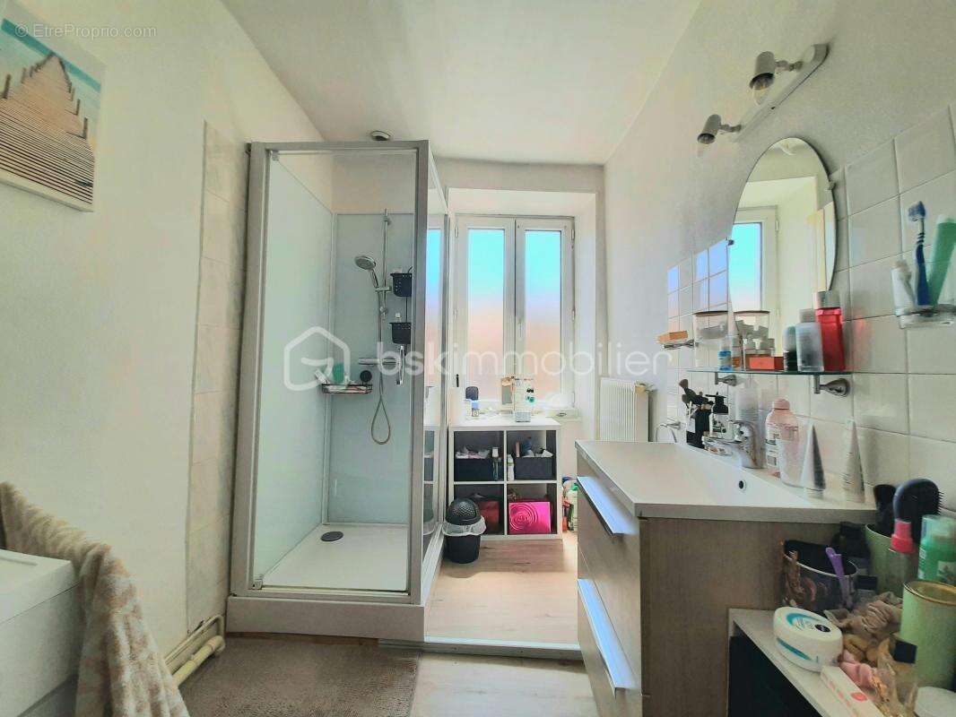 Appartement à SAINT-JUNIEN