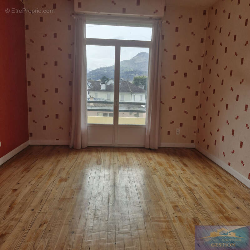 Appartement à LOURDES