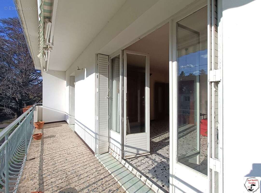 Appartement à TOURNON-SUR-RHONE