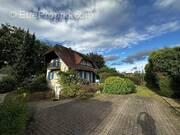 Maison à SAINT-ETIENNE-DU-ROUVRAY