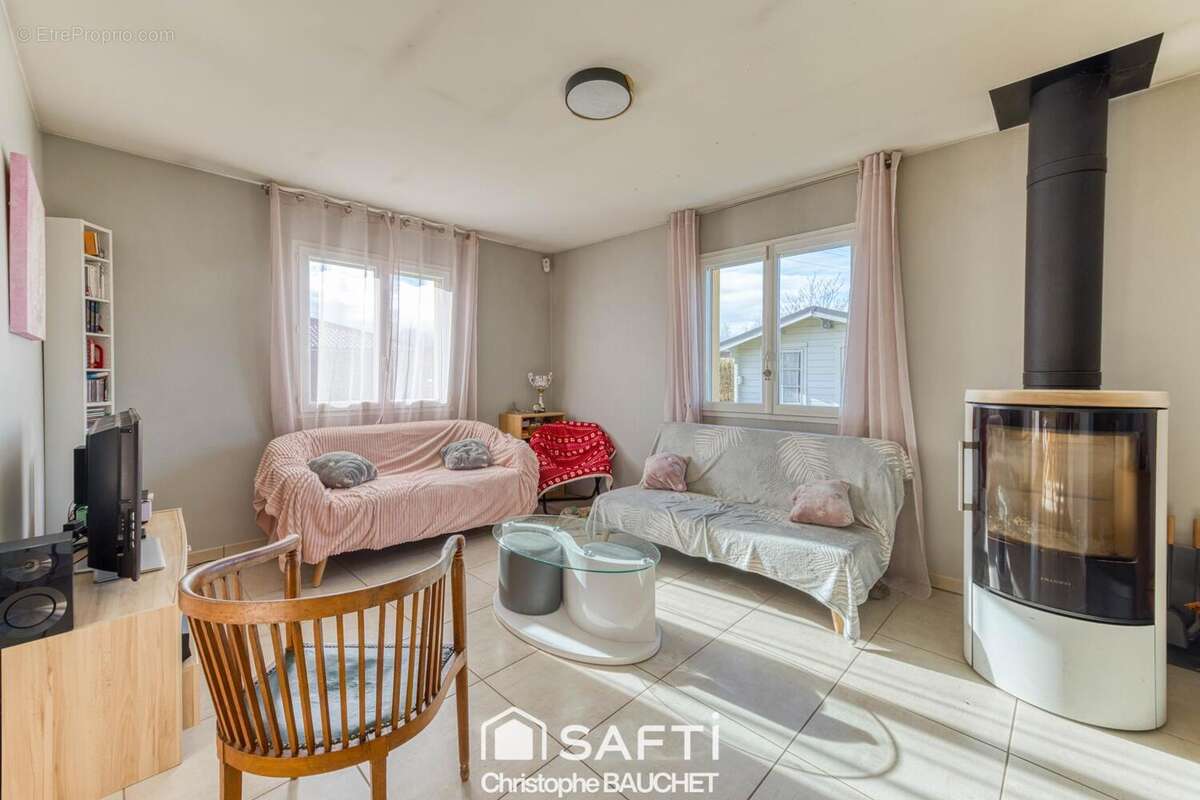 Photo 5 - Maison à MONTAGNAT