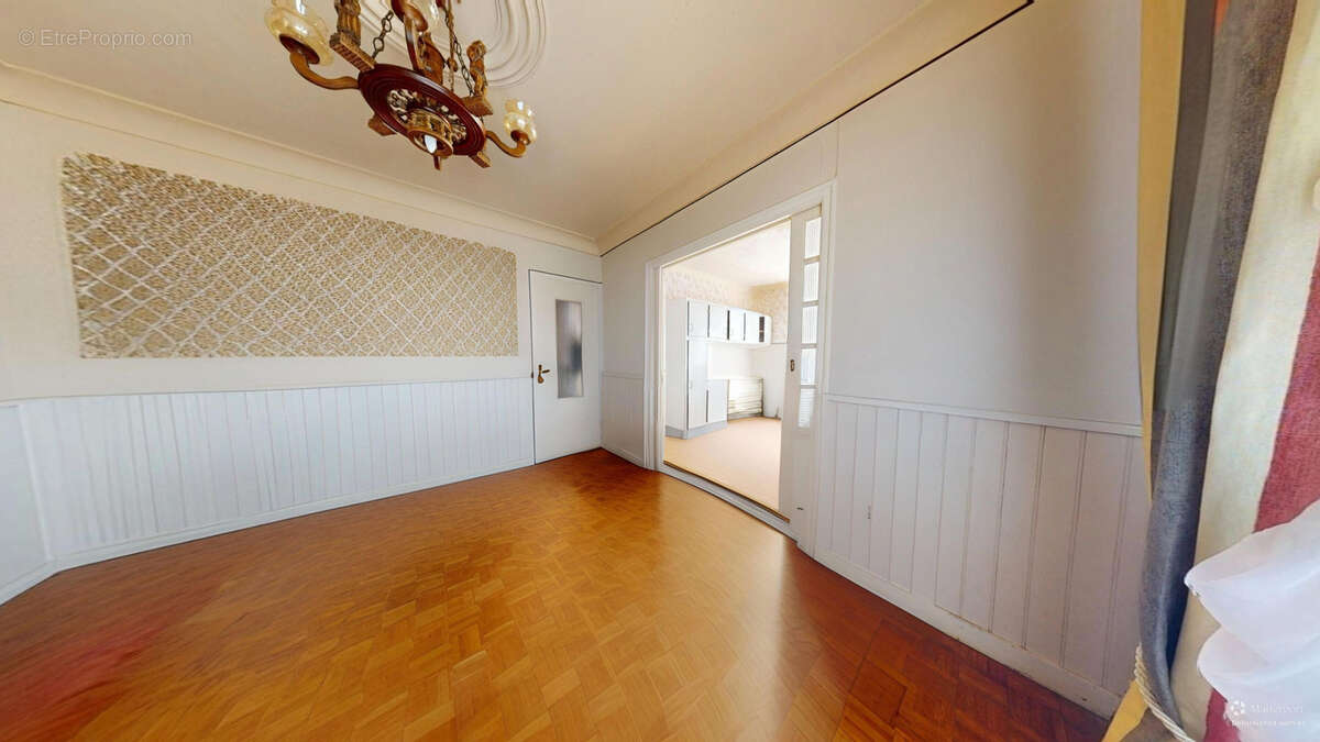 Maison à PLOUGUERNEAU