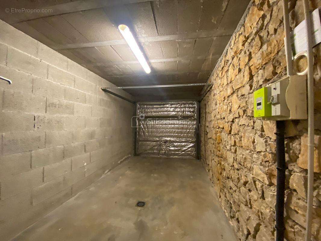 Appartement à VIEU-D'IZENAVE