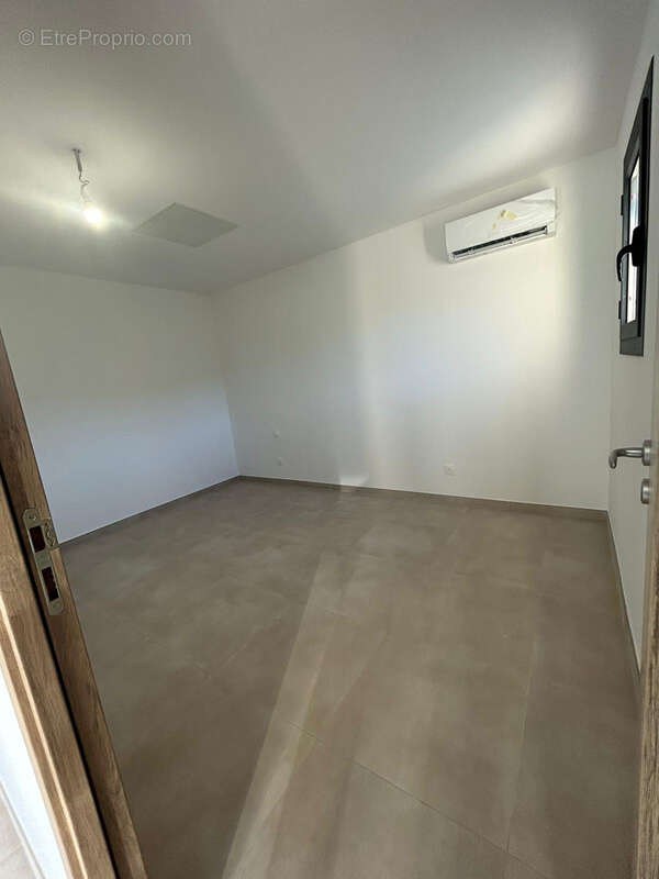 Maison à PRUNELLI-DI-FIUMORBO