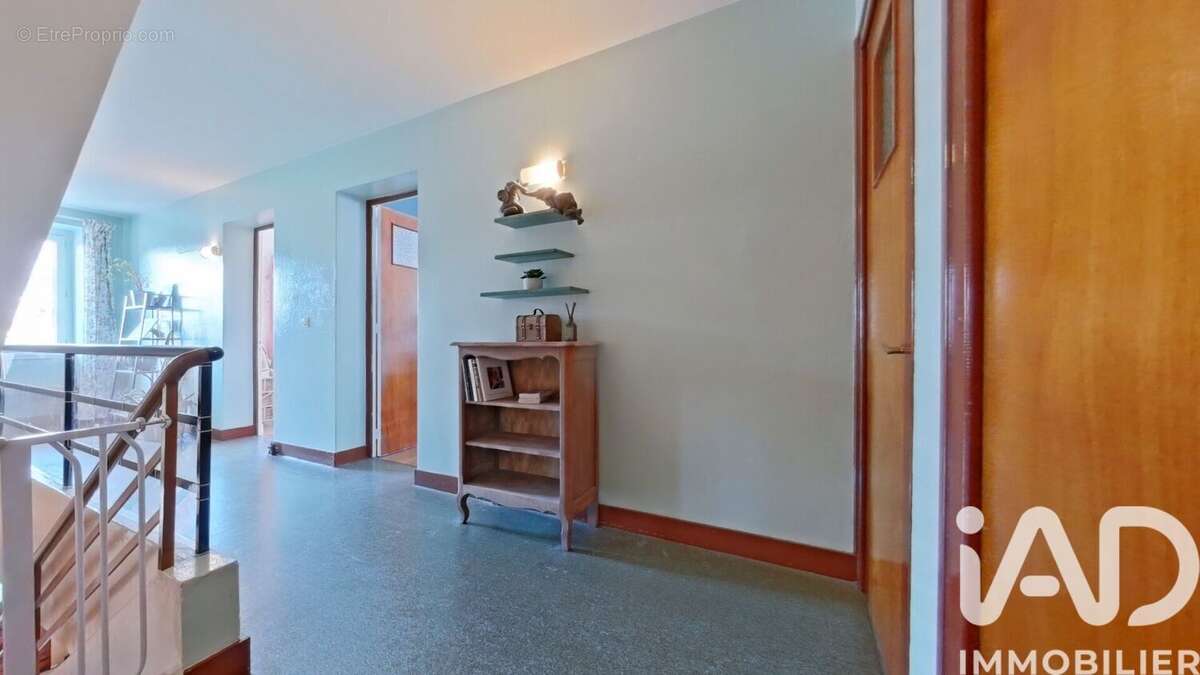 Maison 200 m² à Cuttura  - photo 8