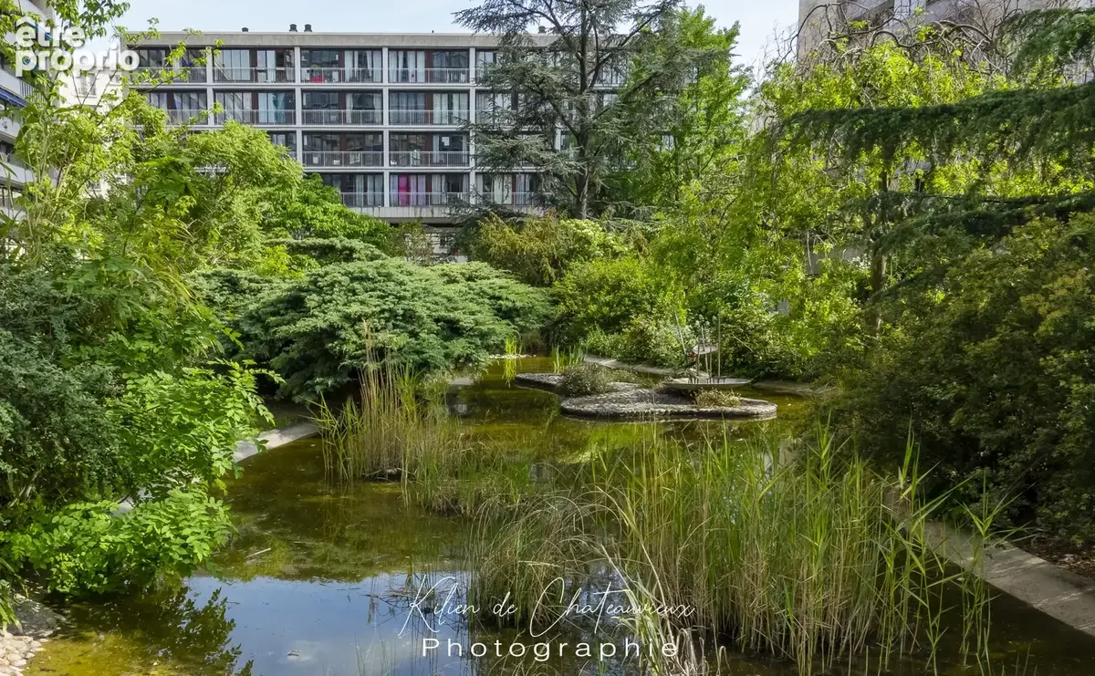 Off Market Marcel Sembat 2 pièces 52m2 Dernier étage terrasse de 12m2 sans vis-sà-vis - photo 8