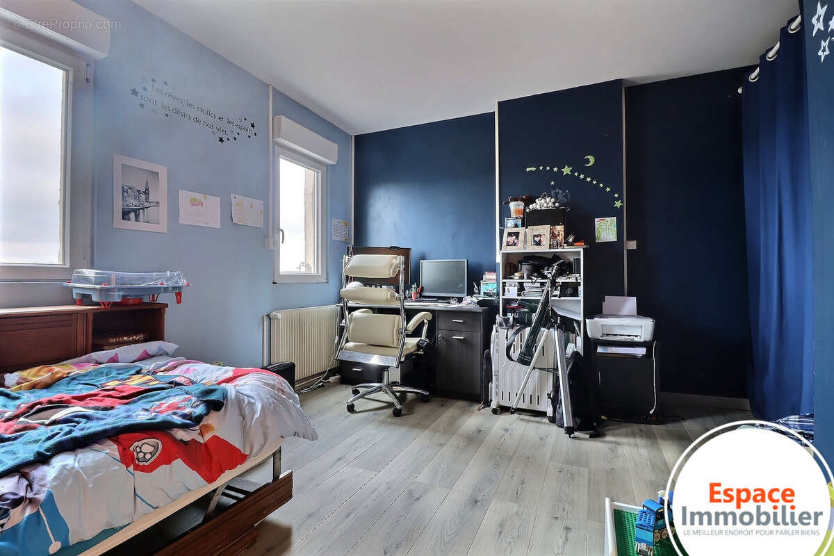 Maison à NEUVILLE-SUR-ESCAUT