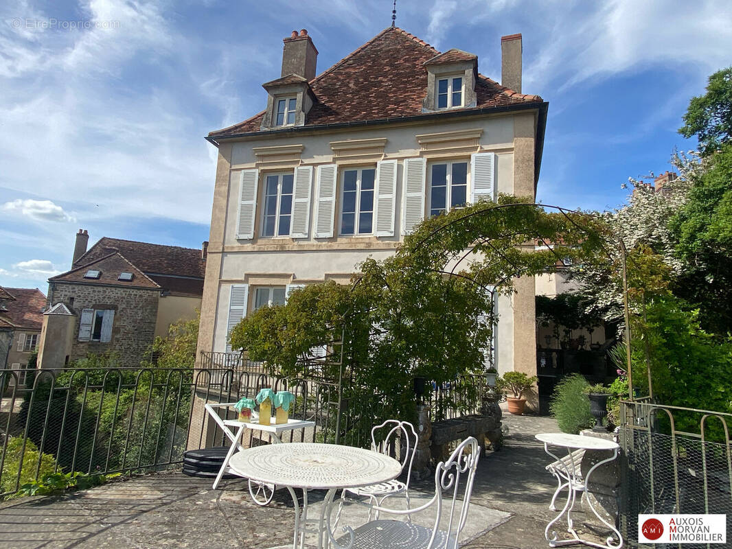 Maison à SEMUR-EN-AUXOIS