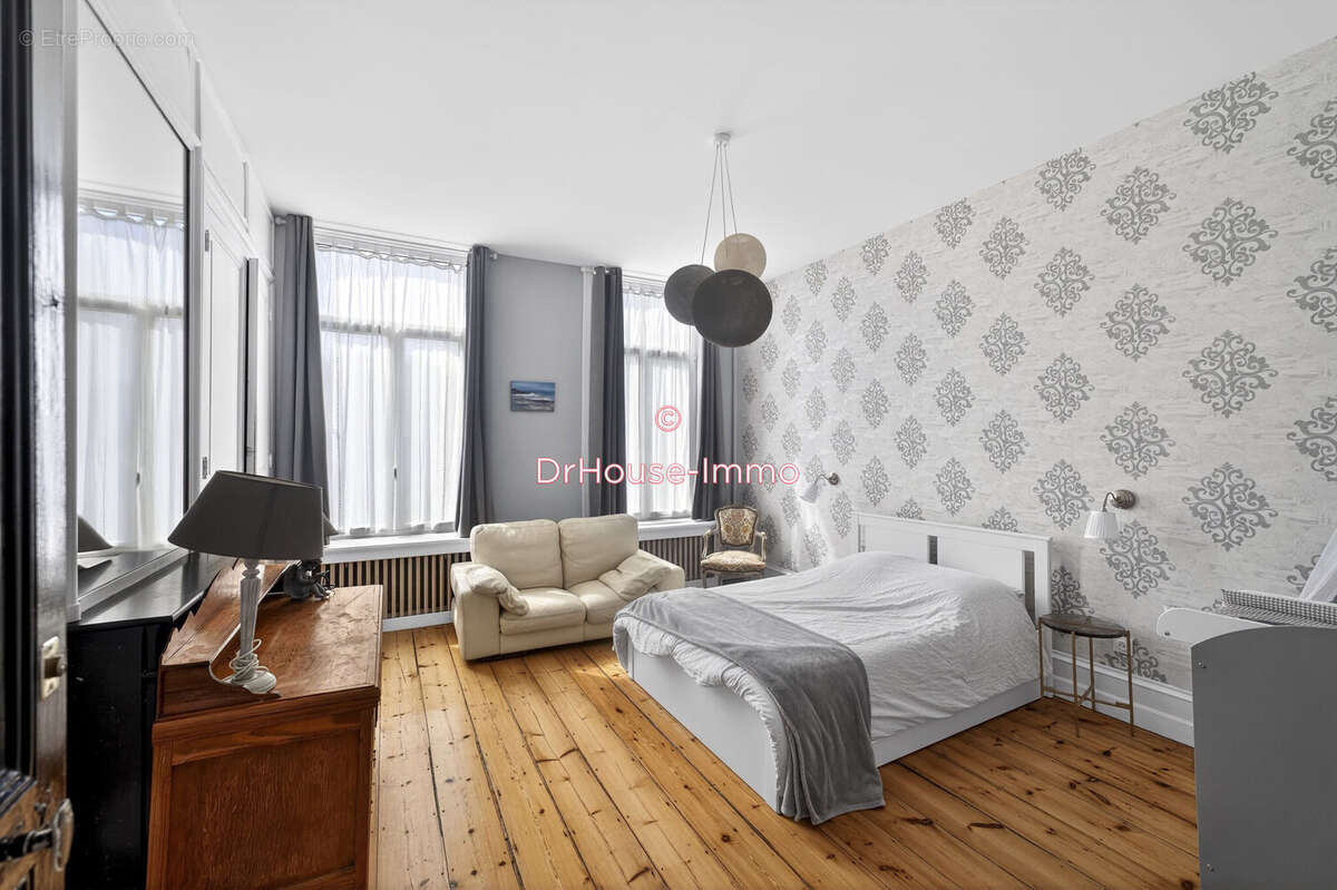Maison 365 m² à Templeuve  - photo 9