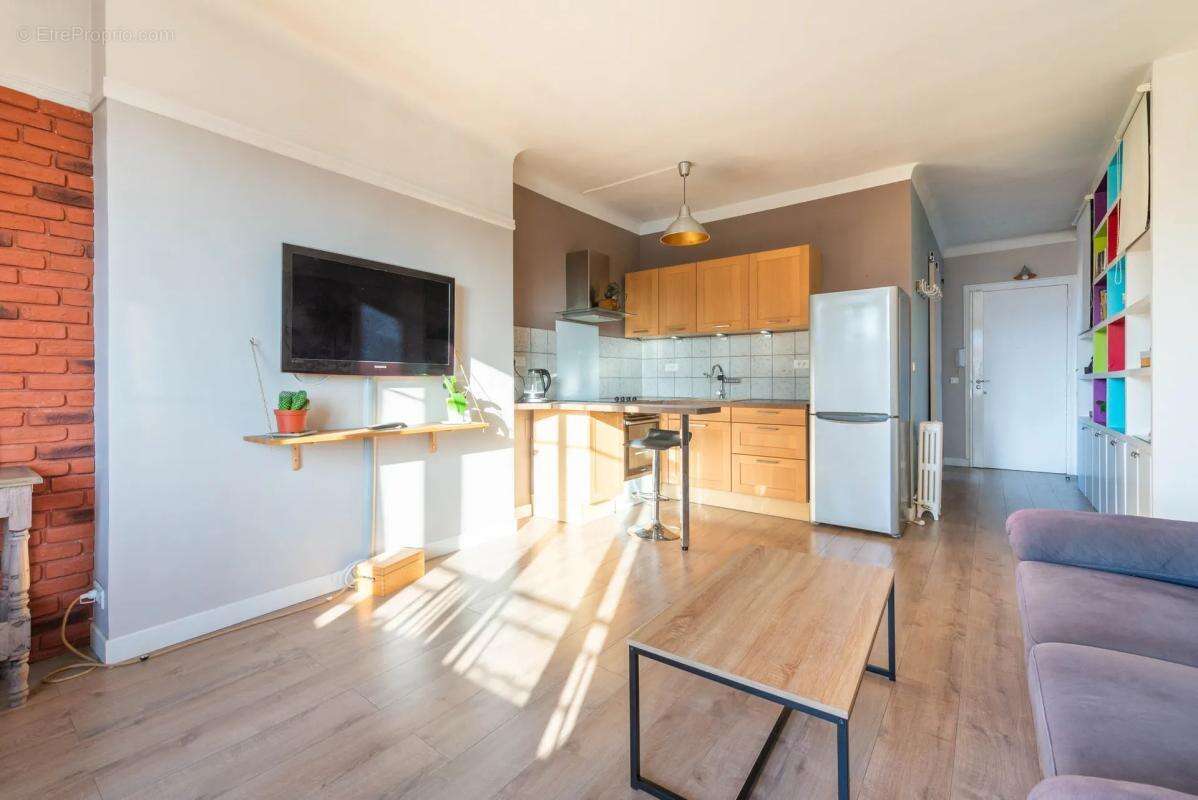 Appartement à COLOMBES