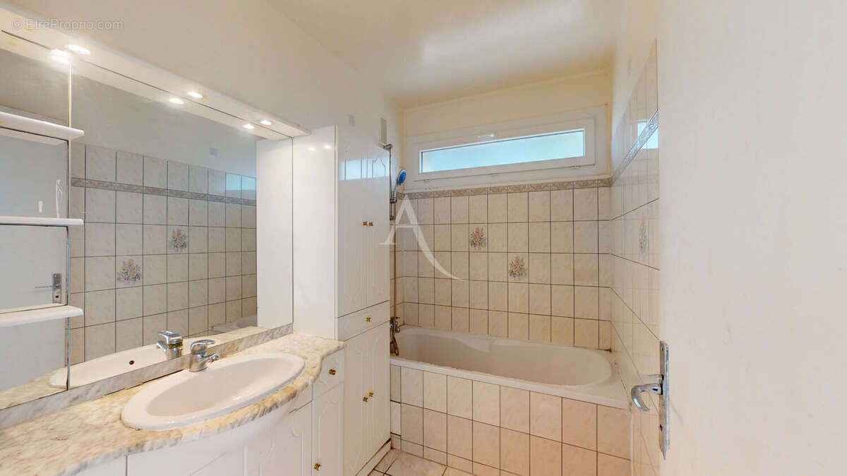 Appartement à VILLEMOMBLE