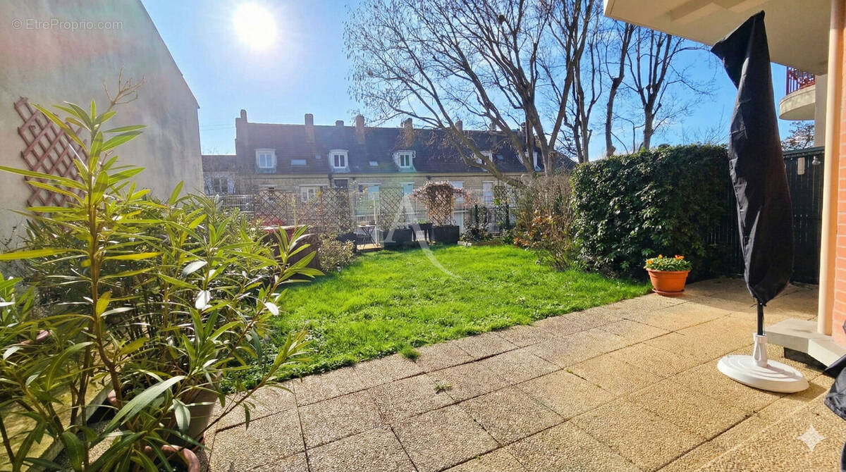 Appartement à SAINT-OUEN-L'AUMONE