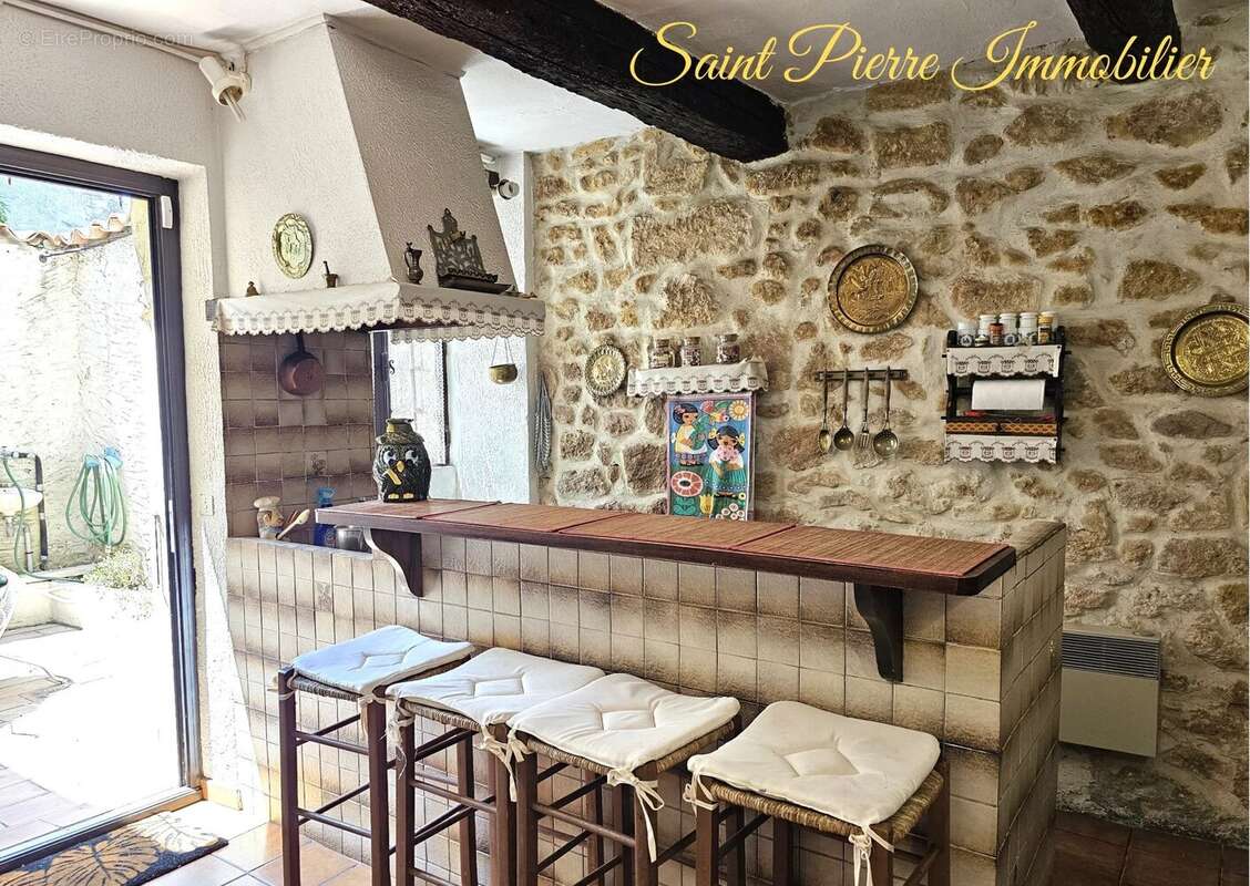 Superbe maison de maître à Saint mitre les remparts - photo 10