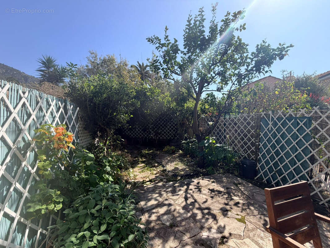 Appartement à MENTON