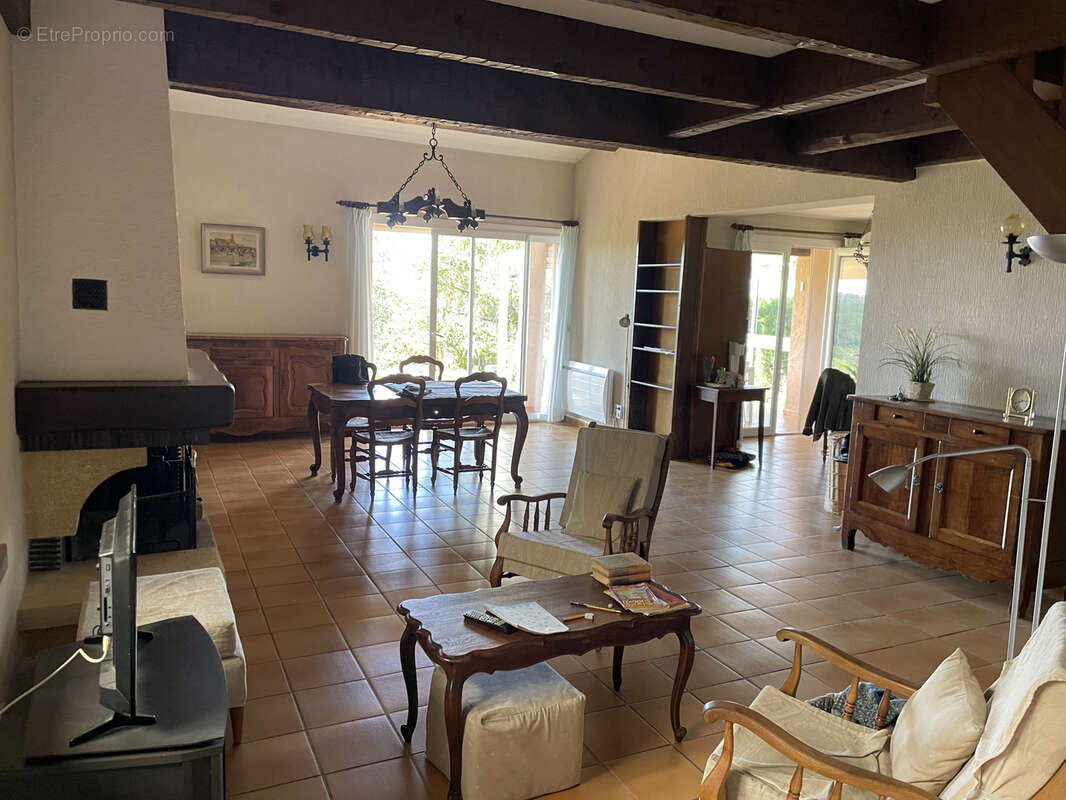 Maison à LA LONDE-LES-MAURES