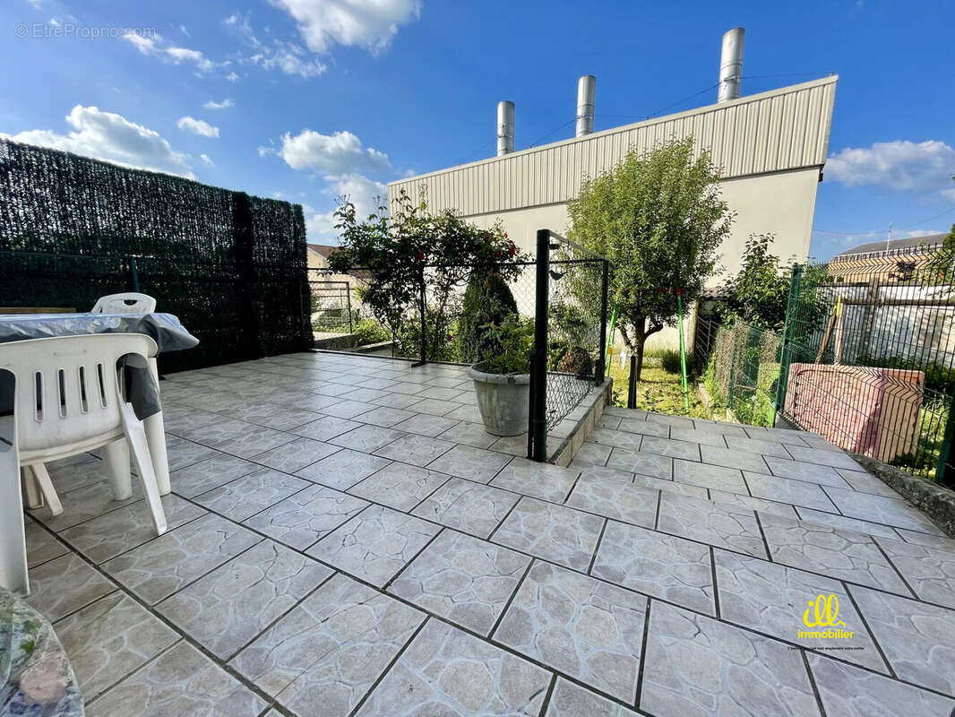 Maison à CHARLEVILLE-MEZIERES